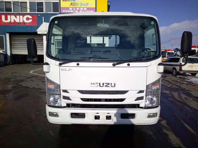 エルフトラック ２トン　４ＷＤ　ワイドロング　平ボディ　アルミあおり　荷台内寸長さ４３５センチ　幅１９１センチ　車輌総重量４９３５ｋ（2枚目）