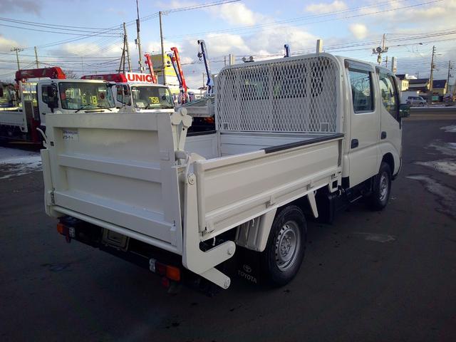 トヨエース １トン　４ＷＤ　ダブルキャブ　アーム式パワーゲート　積載６５０ｋ　リアヒーター　４ナンバー（7枚目）