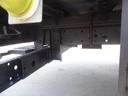 ２トン　４ＷＤ　箱車　アルミバン　両側サイドドア　荷台内寸長さ３６０センチ　幅１７８センチ　高さ２０８センチ　積載２０００ｋ　バックカメラ（14枚目）
