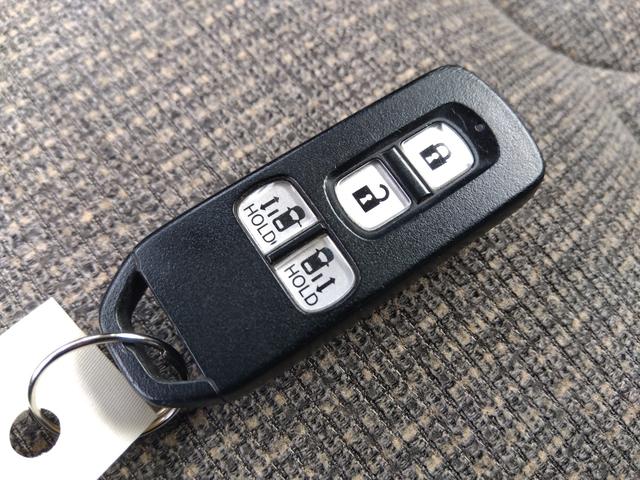 Ｎ－ＢＯＸ Ｇ・Ｌホンダセンシング　４ＷＤ　ＡＢＳ　ＥＴＣ　Ｒカメラ　Ｓヒーター　横滑り防止機能　スマートキー＆プッシュスタート　ＢＬＵＥＴＯＯＴＨ　Ａストップ　ドラレコ　ベンチシート　ＬＥＤランプ　メモリナビ（41枚目）