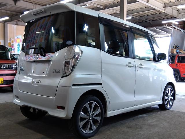 デイズルークス ハイウェイスター　Ｘターボ　４ＷＤ　タ－ボ　衝突軽減ブレ－キ　Ｂｌｕｅｔｏｏｔｈ　マルチビューモニター　ナビ・ＴＶ　両側パワースライドドア　アイドリングＳＴＯＰ　ＥＴＣ車載器　スマートキー＆プッシュスタート　ＡＢＳ　Ａライト（6枚目）