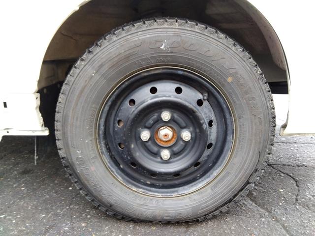 キャリイトラック ＦＣ農繁仕様　４ＷＤ　エアコン　パワステ（12枚目）