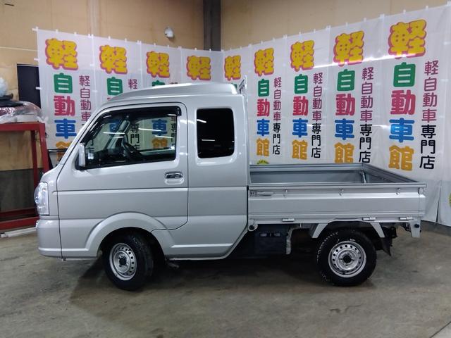 スーパーキャリイ Ｘ　パートタイム４ＷＤ　衝突軽減ブレーキ　キーレスキー　オートＬＥＤ　アイドリングＳＴＯＰ　ＶＳＣ　ＡＢＳ　Ａライト　禁煙　ＬＥＤライト　エアコン　パワステ　ＰＳ　前席ＰＷ　運転席エアバック　幌キット（3枚目）