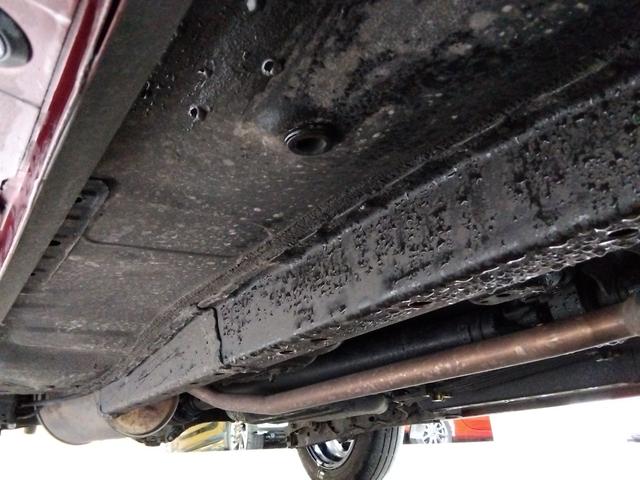 ムーヴ カスタムＸ２０ｔｈアニバサリーゴールドＥＤ　ＳＡＩＩ　４ＷＤ　衝突軽減ブレーキ　純正ナビ　フルセグＴＶ　Ｂｌｕｅｔｏｏｔｈ　横滑り防止　アイドリングストップ　バックカメラ　オートエアコン　オートライト　ＬＥＤヘッドライト　エンジンスターター（44枚目）