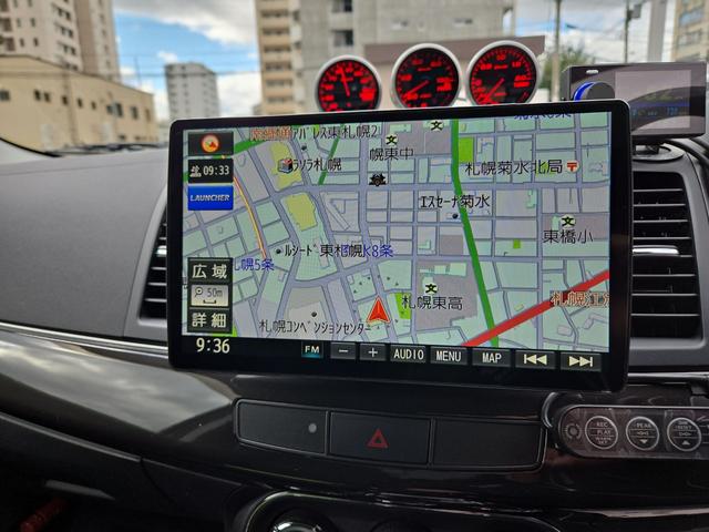 ランサー GSRエボリューションX 4WD SST ナビ アルミホイール オートライト HID AT スマートキー 電動格納ミラー 盗難防止システム 衝突安全ボディ ABS ESC エアコン パワーステアリング パワーウィンドウ(5枚目)