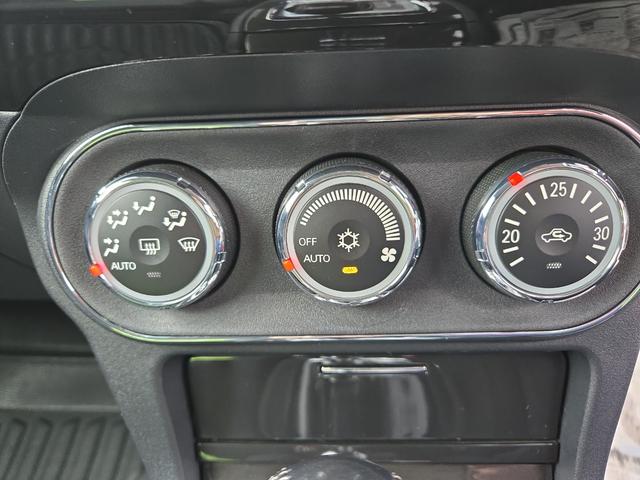 ランサー GSRエボリューションX 4WD SST ナビ アルミホイール オートライト HID AT スマートキー 電動格納ミラー 盗難防止システム 衝突安全ボディ ABS ESC エアコン パワーステアリング パワーウィンドウ(7枚目)