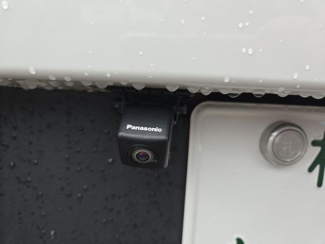 ランサー GSRエボリューションX 4WD SST ナビ アルミホイール オートライト HID AT スマートキー 電動格納ミラー 盗難防止システム 衝突安全ボディ ABS ESC エアコン パワーステアリング パワーウィンドウ(25枚目)