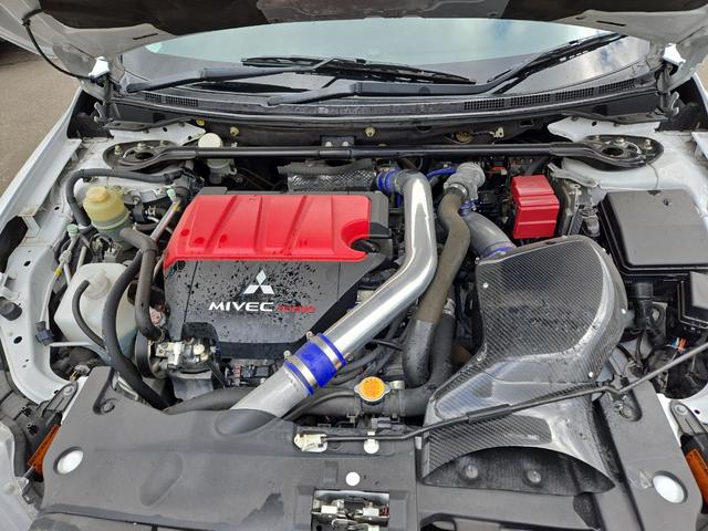 ランサー GSRエボリューションX 4WD SST ナビ アルミホイール オートライト HID AT スマートキー 電動格納ミラー 盗難防止システム 衝突安全ボディ ABS ESC エアコン パワーステアリング パワーウィンドウ(26枚目)