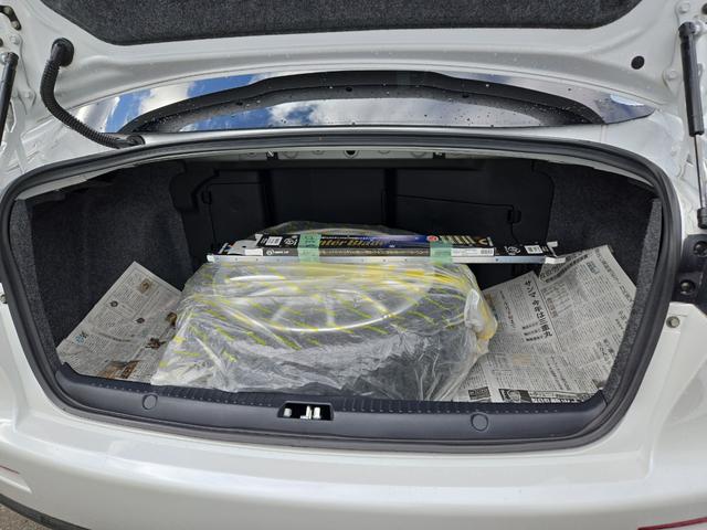 ランサー GSRエボリューションX 4WD SST ナビ アルミホイール オートライト HID AT スマートキー 電動格納ミラー 盗難防止システム 衝突安全ボディ ABS ESC エアコン パワーステアリング パワーウィンドウ(29枚目)