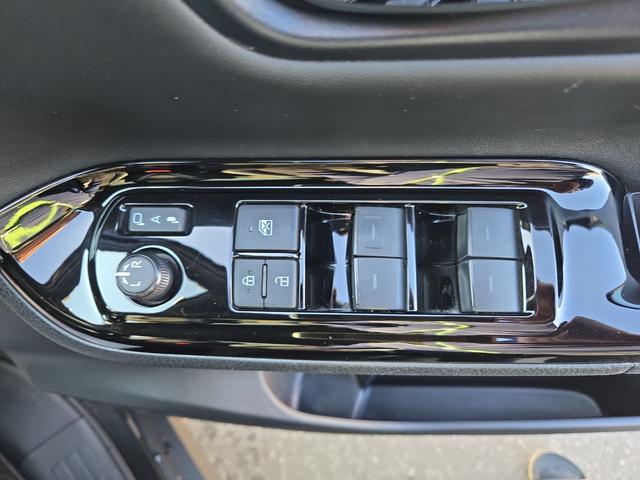 �p���[�E�B���h�E�t�����^�]�ȂőS���̑����J���邱�Ƃ��\�I�I���K�Ƀh���C�u�����y���݂��������܂���