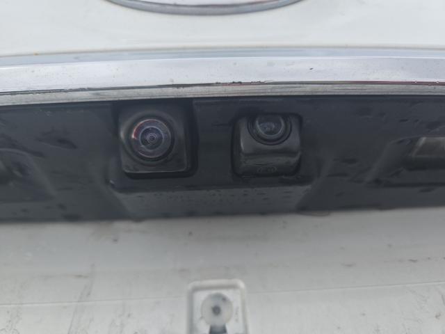 クラウンハイブリッド ＲＳアドバンス　Ｆｏｕｒ　４ＷＤ　ドライブレコーダー　クリアランスソナー　レーンアシスト　オートクルーズコントロール　衝突被害軽減システム　バックカメラ　ナビ　ＴＶ　アルミホイール　オートマチックハイビーム　オートライト（22枚目）