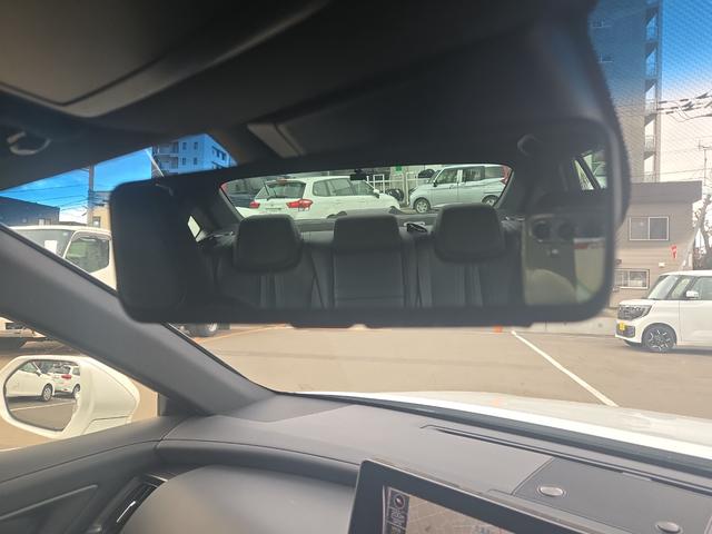 クラウンハイブリッド ＲＳアドバンス　Ｆｏｕｒ　４ＷＤ　ドライブレコーダー　クリアランスソナー　レーンアシスト　オートクルーズコントロール　衝突被害軽減システム　バックカメラ　ナビ　ＴＶ　アルミホイール　オートマチックハイビーム　オートライト（35枚目）