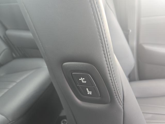 クラウンハイブリッド ＲＳアドバンス　Ｆｏｕｒ　４ＷＤ　ドライブレコーダー　クリアランスソナー　レーンアシスト　オートクルーズコントロール　衝突被害軽減システム　バックカメラ　ナビ　ＴＶ　アルミホイール　オートマチックハイビーム　オートライト（36枚目）