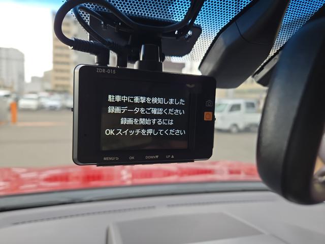 ランドクルーザープラド ＴＺ－Ｇ　４ＷＤ　ドライブレコーダー　バックカメラ　オートクルーズコントロール　パワーシート　サンルーフ　ナビ　オートライト　ＬＥＤヘッドランプ　ヘッドライトウォッシャー　アルミホイール　スマートキー（10枚目）