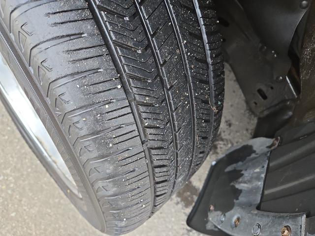 ランドクルーザープラド ＴＺ－Ｇ　４ＷＤ　ドライブレコーダー　バックカメラ　オートクルーズコントロール　パワーシート　サンルーフ　ナビ　オートライト　ＬＥＤヘッドランプ　ヘッドライトウォッシャー　アルミホイール　スマートキー（20枚目）