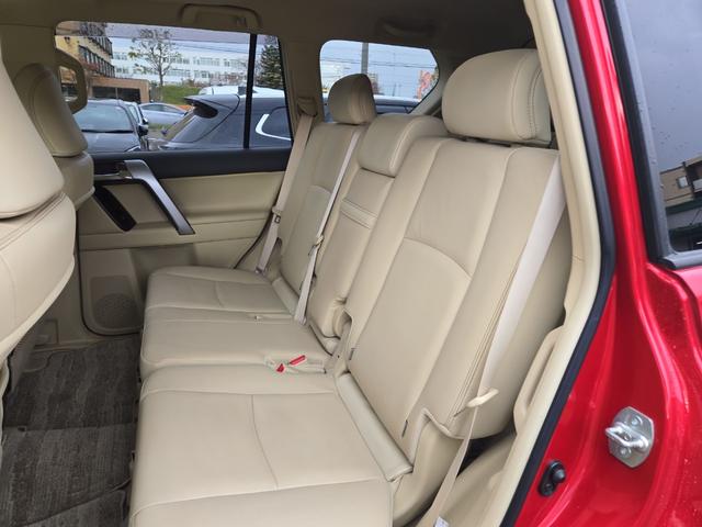 ランドクルーザープラド ＴＺ－Ｇ　４ＷＤ　ドライブレコーダー　バックカメラ　オートクルーズコントロール　パワーシート　サンルーフ　ナビ　オートライト　ＬＥＤヘッドランプ　ヘッドライトウォッシャー　アルミホイール　スマートキー（26枚目）