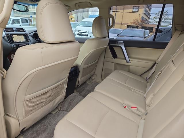 ランドクルーザープラド ＴＺ－Ｇ　４ＷＤ　ドライブレコーダー　バックカメラ　オートクルーズコントロール　パワーシート　サンルーフ　ナビ　オートライト　ＬＥＤヘッドランプ　ヘッドライトウォッシャー　アルミホイール　スマートキー（27枚目）