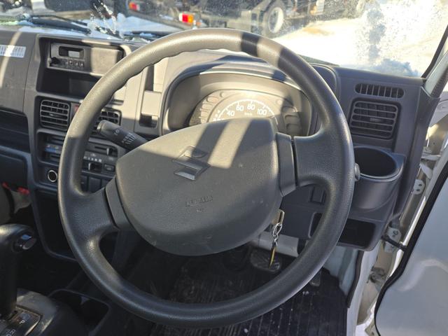 キャリイトラック ＫＣエアコン・パワステ４ＷＤ　４ＷＤ　軽トラック　ＡＴ　エアコン　運転席エアバッグ（10枚目）