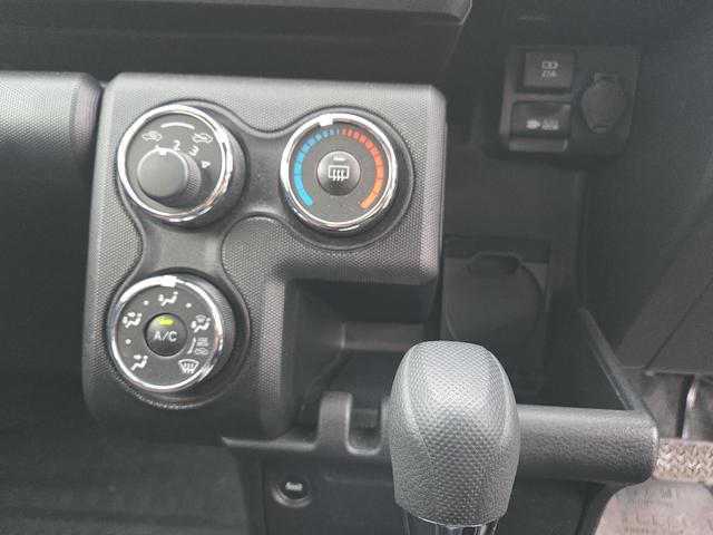 プロボックス F 4WD ドライブレコーダー ETC バックカメラ ナビ レーンアシスト 衝突被害軽減システム アルミホイール オートマチックハイビーム キーレスエントリー 電動格納ミラー 100V電源 ESC(4枚目)