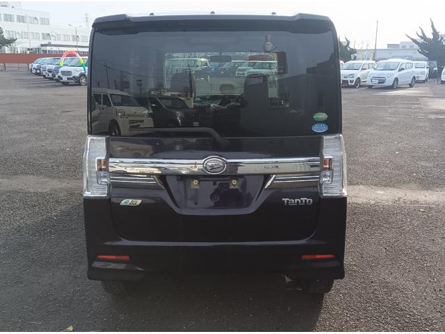 タント カスタムＲＳ　スマートセレクションＳＡ　ターボ　４ＷＤ　衝突軽減ブレーキ　両側パワースライドドア　スマートキー　ミラーヒーター　アイドリングストップ　ＬＥＤヘッドライト　社外アルミホイール　誤発進抑制装置　横滑り防止装置　ＡＢＳ（9枚目）