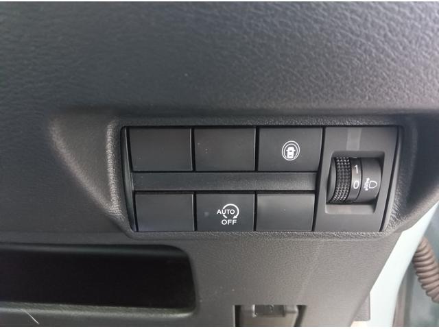 デイズ Ｘ　４ＷＤ　衝突軽減ブレーキ　Ｂｌｕｅｔｏｏｔｈ　全周囲カメラ　バックカメラ　純正ナビＴＶ　ＣＤ　スマートキー　純正アルミホイール　誤発進抑制装置　横滑り防止装置　ＡＢＳ　サイドエアバッグ（16枚目）