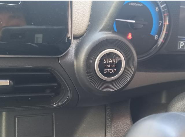 デイズ Ｘ　４ＷＤ　衝突軽減ブレーキ　Ｂｌｕｅｔｏｏｔｈ　全周囲カメラ　バックカメラ　純正ナビＴＶ　ＣＤ　スマートキー　純正アルミホイール　誤発進抑制装置　横滑り防止装置　ＡＢＳ　サイドエアバッグ（18枚目）