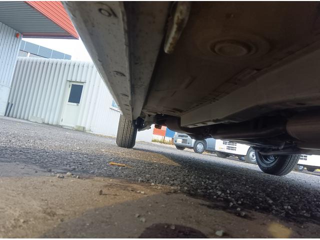 ワゴンＲ ＦＸ　４ＷＤ　マニュアル　シートヒーター　ミラーヒーター　キーレス　ＣＤ　ＡＢＳ　Ｗエアバッグ（24枚目）