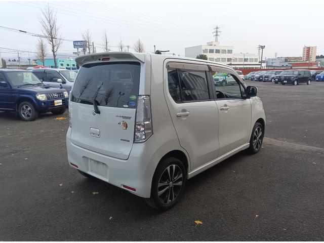 ワゴンＲスティングレー Ｔ　ターボ　４ＷＤ　バックカメラ　社外ナビＴＶ　ＥＴＣ　スマートキー　プッシュスタート　アイドリングストップ　ＨＩＤヘッドライト　純正アルミホイール　ＡＢＳ（7枚目）