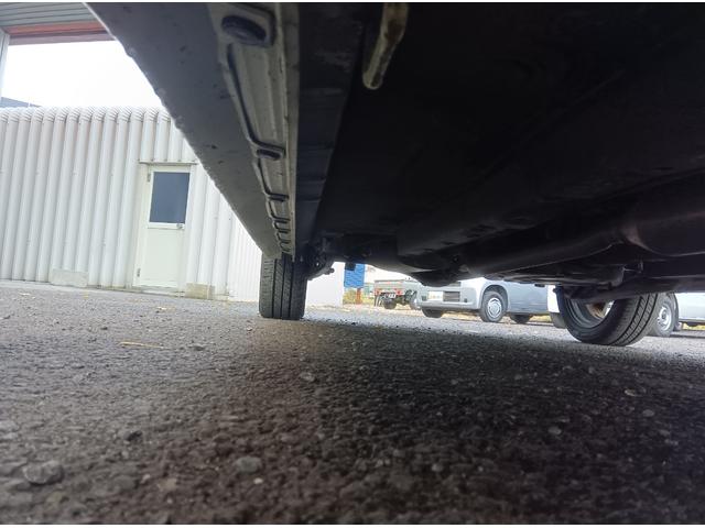 ワゴンＲスティングレー Ｔ　ターボ　４ＷＤ　バックカメラ　社外ナビＴＶ　ＥＴＣ　スマートキー　プッシュスタート　アイドリングストップ　ＨＩＤヘッドライト　純正アルミホイール　ＡＢＳ（22枚目）