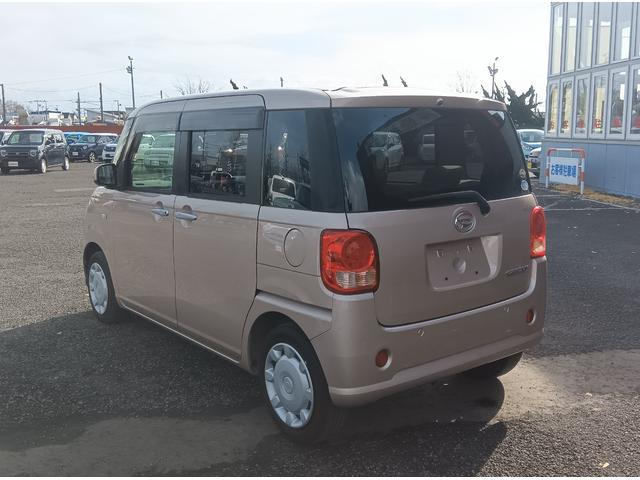 ムーヴキャンバス Ｘ　ＳＡＩＩ　４ＷＤ　衝突軽減ブレーキ　禁煙車　アイドリングストップ　スマートキー　プッシュスタート　ＣＤ　誤発進抑制装置　横滑り防止装置　ＡＢＳ（4枚目）