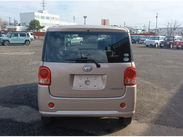 ムーヴキャンバス Ｘ　ＳＡＩＩ　４ＷＤ　衝突軽減ブレーキ　禁煙車　アイドリングストップ　スマートキー　プッシュスタート　ＣＤ　誤発進抑制装置　横滑り防止装置　ＡＢＳ（7枚目）