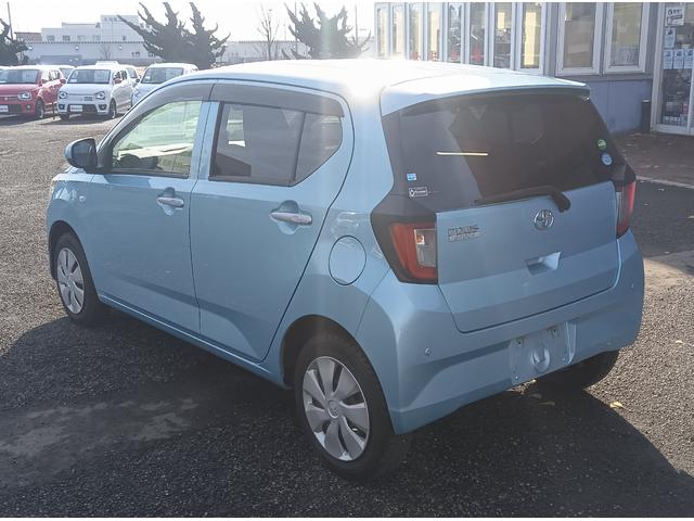 お求めやすい価格帯から届出済未使用車まで取り揃えています♪