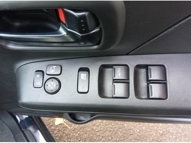 ワゴンＲ ハイブリッドＦＸ－Ｓ　全方位モニター付ディスプレイオーディオ　スズキコネクト　４ＷＤ　衝突軽減ブレーキ　Ｂｌｕｅｔｏｏｔｈ　バックカメラ　禁煙車　シートヒーター　ミラーヒーター　スマートキー　プッシュスタート（14枚目）