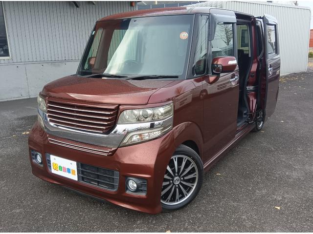 Ｎ－ＢＯＸカスタム Ｇ・ターボパッケージ　４ＷＤ　Ｂｌｕｅｔｏｏｔｈ　バックカメラ　純正ナビＴＶ　両側パワースライドドア　ＥＴＣ　スマートキー　エンジンスターター　横滑り防止装置　ミラーヒーター　ＡＢＳ　ＣＤ　ＤＶＤ　ＬＥＤヘッドライト（7枚目）