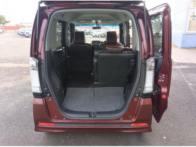 Ｎ－ＢＯＸカスタム Ｇ・ターボパッケージ　４ＷＤ　Ｂｌｕｅｔｏｏｔｈ　バックカメラ　純正ナビＴＶ　両側パワースライドドア　ＥＴＣ　スマートキー　エンジンスターター　横滑り防止装置　ミラーヒーター　ＡＢＳ　ＣＤ　ＤＶＤ　ＬＥＤヘッドライト（10枚目）