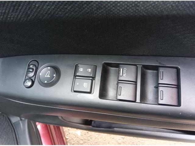 Ｎ－ＢＯＸカスタム Ｇ・ターボパッケージ　４ＷＤ　Ｂｌｕｅｔｏｏｔｈ　バックカメラ　純正ナビＴＶ　両側パワースライドドア　ＥＴＣ　スマートキー　エンジンスターター　横滑り防止装置　ミラーヒーター　ＡＢＳ　ＣＤ　ＤＶＤ　ＬＥＤヘッドライト（15枚目）