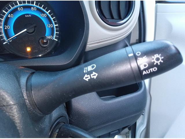 デイズ Ｂ　４ＷＤ　衝突軽減ブレーキ　シートヒーター　ミラーヒーター　ＣＤ　キーレス　アイドリングストップ　誤発進抑制装置　横滑り防止装置　Ｗ・サイドエアバッグ　ＡＢＳ（5枚目）