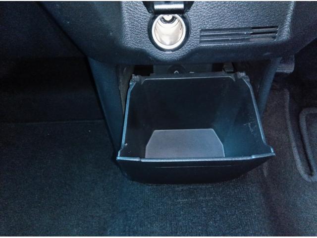 デイズ Ｂ　４ＷＤ　衝突軽減ブレーキ　シートヒーター　ミラーヒーター　ＣＤ　キーレス　アイドリングストップ　誤発進抑制装置　横滑り防止装置　Ｗ・サイドエアバッグ　ＡＢＳ（18枚目）