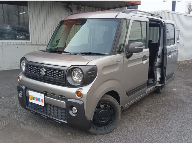 スペーシアギア ハイブリッドＸＺ　純正ディスプレイオーディオ　４ＷＤ　衝突軽減ブレーキ　Ｂｌｕｅｔｏｏｔｈ　ドラレコ　両側パワースライドドア　禁煙車　ＣＤ　シートヒーター　スマートキー　アイドリングストップ　ＬＥＤヘッドライト（4枚目）