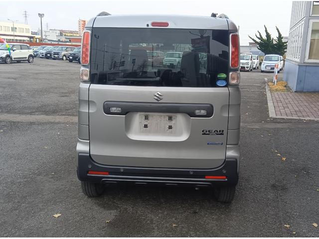 スペーシアギア ハイブリッドＸＺ　純正ディスプレイオーディオ　４ＷＤ　衝突軽減ブレーキ　Ｂｌｕｅｔｏｏｔｈ　ドラレコ　両側パワースライドドア　禁煙車　ＣＤ　シートヒーター　スマートキー　アイドリングストップ　ＬＥＤヘッドライト（8枚目）