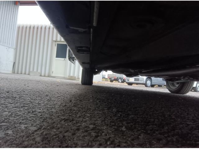 スペーシアギア ハイブリッドＸＺ　純正ディスプレイオーディオ　４ＷＤ　衝突軽減ブレーキ　Ｂｌｕｅｔｏｏｔｈ　ドラレコ　両側パワースライドドア　禁煙車　ＣＤ　シートヒーター　スマートキー　アイドリングストップ　ＬＥＤヘッドライト（24枚目）