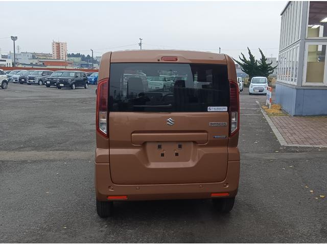 スペーシア ハイブリッドＧ　４ＷＤ　衝突軽減ブレーキ　Ｂｌｕｅｔｏｏｔｈ　バックカメラ　社外ナビＴＶ　禁煙車　ＥＴＣ　シートヒーター　ミラーヒーター　スマートキー　アイドリングストップ　誤発進抑制装置　横滑り防止装置　レンタＵＰ（5枚目）