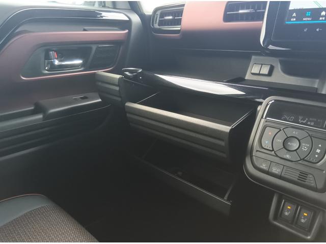 スペーシアカスタム ハイブリッドＸＳ　全方位モニター付純正ナビＴＶ　スズキコネクト　４ＷＤ　衝突軽減ブレーキ　Ｂｌｕｅｔｏｏｔｈ　バックカメラ　ドライブレコーダー　両側パワースライドドア　ＥＴＣ　シートヒーター　禁煙車　スマートキー（13枚目）