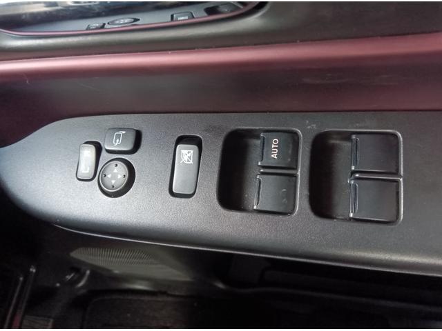 スペーシアカスタム ハイブリッドＸＳ　全方位モニター付純正ナビＴＶ　スズキコネクト　４ＷＤ　衝突軽減ブレーキ　Ｂｌｕｅｔｏｏｔｈ　バックカメラ　ドライブレコーダー　両側パワースライドドア　ＥＴＣ　シートヒーター　禁煙車　スマートキー（15枚目）