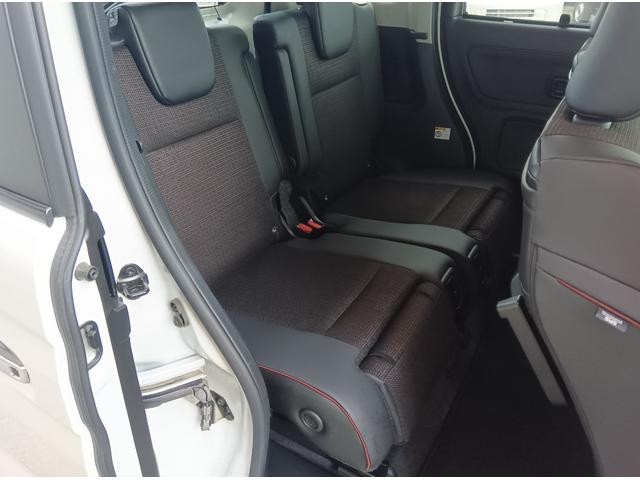 スペーシアカスタム ハイブリッドＸＳ　全方位モニター付純正ナビＴＶ　スズキコネクト　４ＷＤ　衝突軽減ブレーキ　Ｂｌｕｅｔｏｏｔｈ　バックカメラ　ドライブレコーダー　両側パワースライドドア　ＥＴＣ　シートヒーター　禁煙車　スマートキー（17枚目）