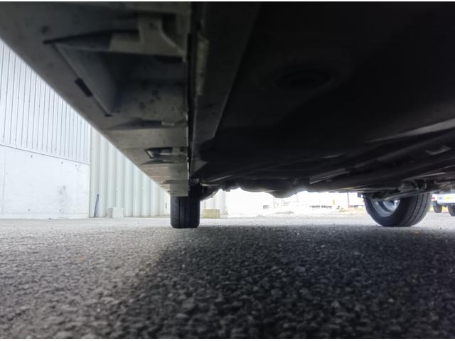 スペーシアカスタム ハイブリッドＸＳ　全方位モニター付純正ナビＴＶ　スズキコネクト　４ＷＤ　衝突軽減ブレーキ　Ｂｌｕｅｔｏｏｔｈ　バックカメラ　ドライブレコーダー　両側パワースライドドア　ＥＴＣ　シートヒーター　禁煙車　スマートキー（30枚目）