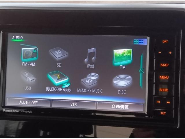 スペーシア ハイブリッドＸ　純正ナビＴＶ　４ＷＤ　衝突軽減ブレーキ　Ｂｌｕｅｔｏｏｔｈ　ドライブレコーダー　両側パワースライドドア　シートヒーター　ミラーヒーター　禁煙車　スマキー　ＣＤ　ＤＶＤ　誤発進抑制装置　障害物センサー（3枚目）