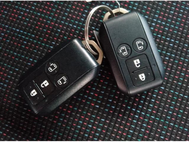 スペーシア ハイブリッドＸ　純正ナビＴＶ　４ＷＤ　衝突軽減ブレーキ　Ｂｌｕｅｔｏｏｔｈ　ドライブレコーダー　両側パワースライドドア　シートヒーター　ミラーヒーター　禁煙車　スマキー　ＣＤ　ＤＶＤ　誤発進抑制装置　障害物センサー（25枚目）