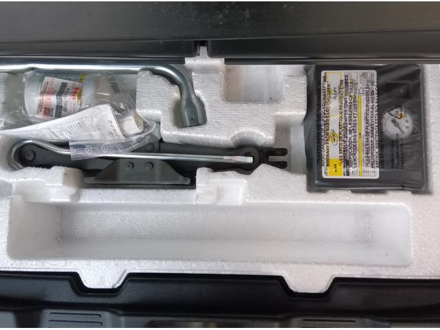 スペーシア ハイブリッドＸ　純正ナビＴＶ　４ＷＤ　衝突軽減ブレーキ　Ｂｌｕｅｔｏｏｔｈ　ドライブレコーダー　両側パワースライドドア　シートヒーター　ミラーヒーター　禁煙車　スマキー　ＣＤ　ＤＶＤ　誤発進抑制装置　障害物センサー（26枚目）