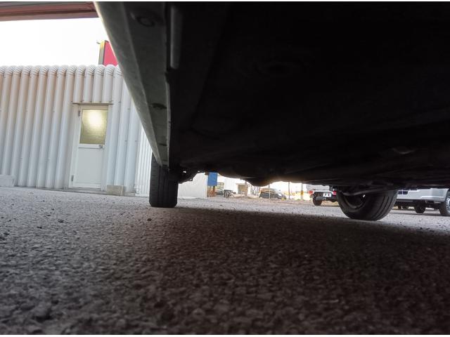 スペーシア ハイブリッドＸ　純正ナビＴＶ　４ＷＤ　衝突軽減ブレーキ　Ｂｌｕｅｔｏｏｔｈ　ドライブレコーダー　両側パワースライドドア　シートヒーター　ミラーヒーター　禁煙車　スマキー　ＣＤ　ＤＶＤ　誤発進抑制装置　障害物センサー（27枚目）